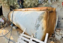 ضبط 20 ألف لتر ديزل في بيع غير قانوني بنعيمة زليتن ضبط 20 ألف لتر ديزل في بيع غير قانوني بنعيمة زليتن