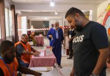 انتخابات ليبيا: تصويت في الغرب وصمت في الشرق انتخابات ليبيا: تصويت في الغرب وصمت في الشرق