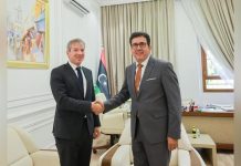 مدير إدارة المراسم بالخارجية يستقبل نائب السفير الألماني مدير إدارة المراسم بالخارجية يستقبل نائب السفير الألماني