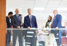 سفيرا بريطانيا وألمانيا يزوران مركز إحصاء المفوضية سفيرا بريطانيا وألمانيا يزوران مركز إحصاء المفوضية