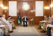 الدبيبة يبحث مع وفد بريطاني تعزيز التعاون العسكري والتدريب الدبيبة يبحث مع وفد بريطاني تعزيز التعاون العسكري والتدريب