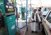 البريقة تبدأ خطة عاجلة لإنهاء الازدحام بمحطات الوقود البريقة تبدأ خطة عاجلة لإنهاء الازدحام بمحطات الوقود