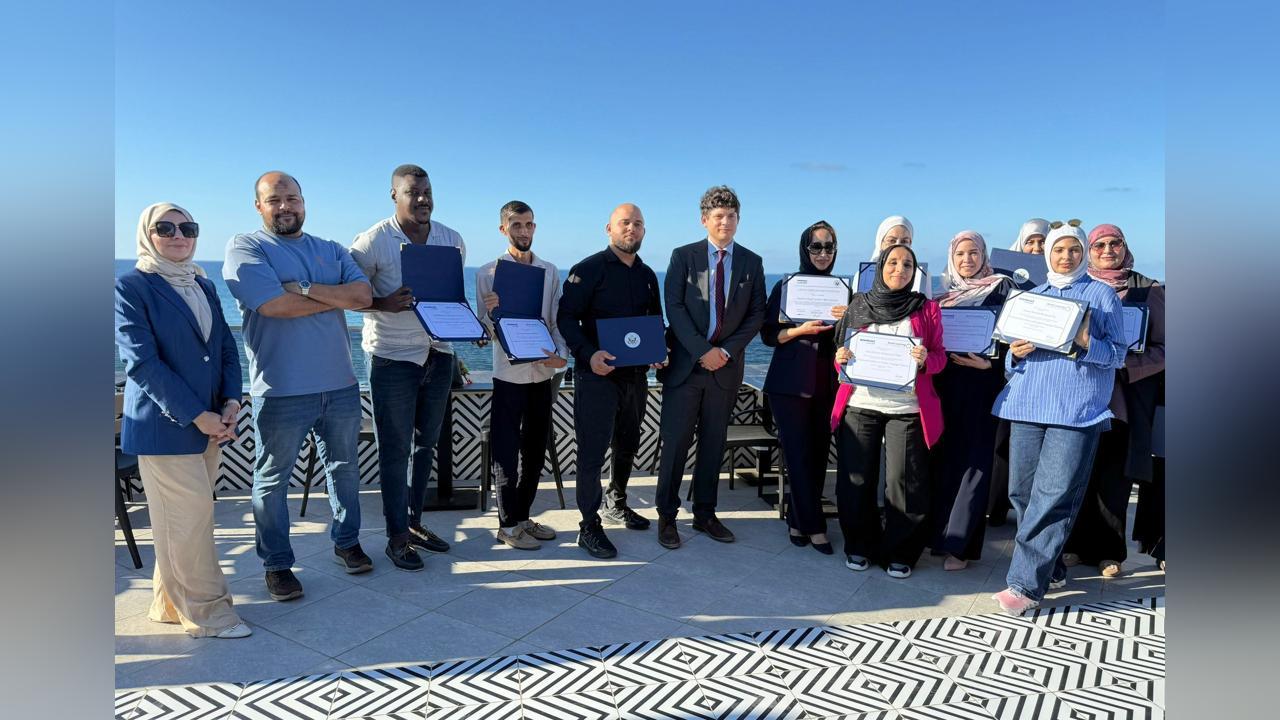 السفارة الأمريكية تحتفل بتخريج معلمي لغة انجليزية من طرابلس السفارة الأمريكية تحتفل بتخريج معلمي لغة انجليزية من طرابلس