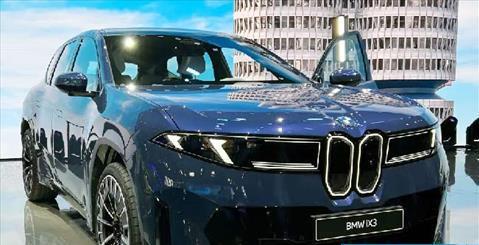 طرح «بي إم دبليو آي إكس 3» الكهربائية بمدى يصل إلى 500 ميل طرح «بي إم دبليو آي إكس 3» الكهربائية بمدى يصل إلى 500 ميل