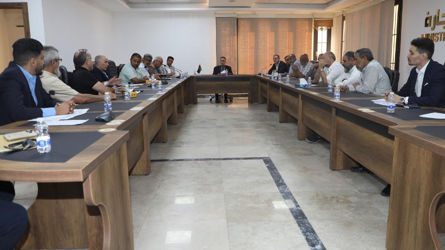 “الإعلام المسبق للشحنات” مهم لضبط التوريد والإصلاح المصرفي “الإعلام المسبق للشحنات” مهم لضبط التوريد والإصلاح المصرفي