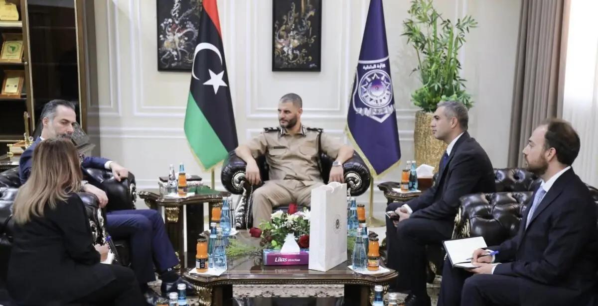 وزير الداخلية يستقبل السفير التركي لتعزيز التعاون الأمني وزير الداخلية يستقبل السفير التركي لتعزيز التعاون الأمني