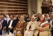 جلسة حوارية بعنوان الشواطئ بين الاستثمار والحفاظ البيئي جلسة حوارية بعنوان الشواطئ بين الاستثمار والحفاظ البيئي