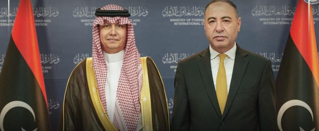 الباعور يبحث مع القائم السعودي تعزيز التعاون بين البلدين الباعور يبحث مع القائم السعودي تعزيز التعاون بين البلدين