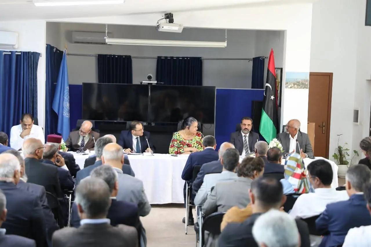 تيته تناقش خارطة الطريق السياسية مع أعضاء المجلس الأعلى تيته تناقش خارطة الطريق السياسية مع أعضاء المجلس الأعلى