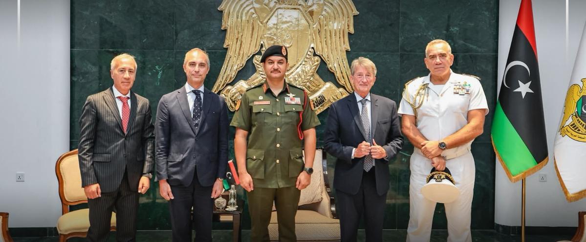 رصدام حفتر يبحث مع السفير الإيطالي التعاون في مكافحة الهجرة رصدام حفتر يبحث مع السفير الإيطالي التعاون في مكافحة الهجرة