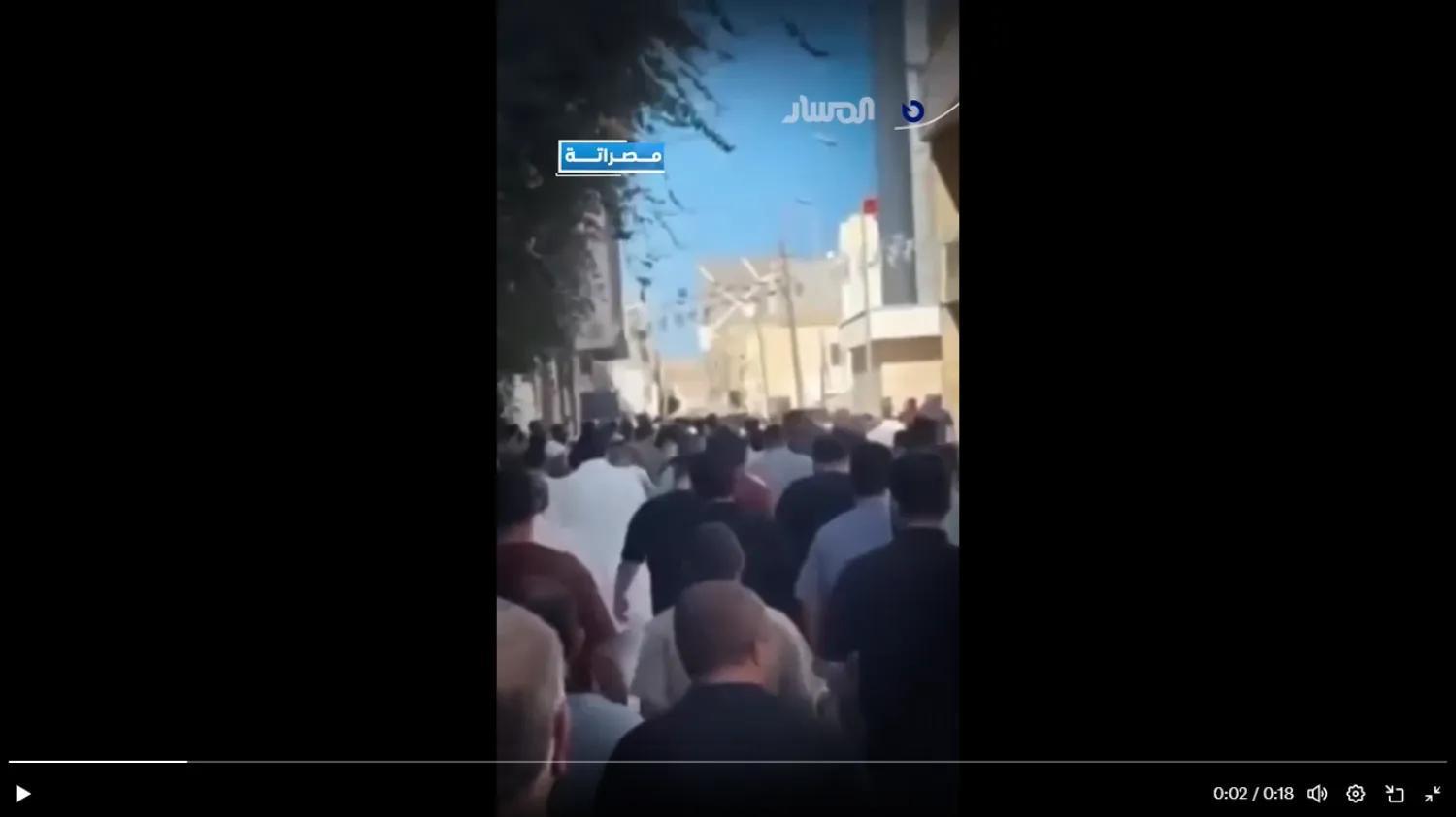 سكان مصراتة يتظاهرون للمطالبة بمحاسبة مسؤولي الاشتباكات سكان مصراتة يتظاهرون للمطالبة بمحاسبة مسؤولي الاشتباكات