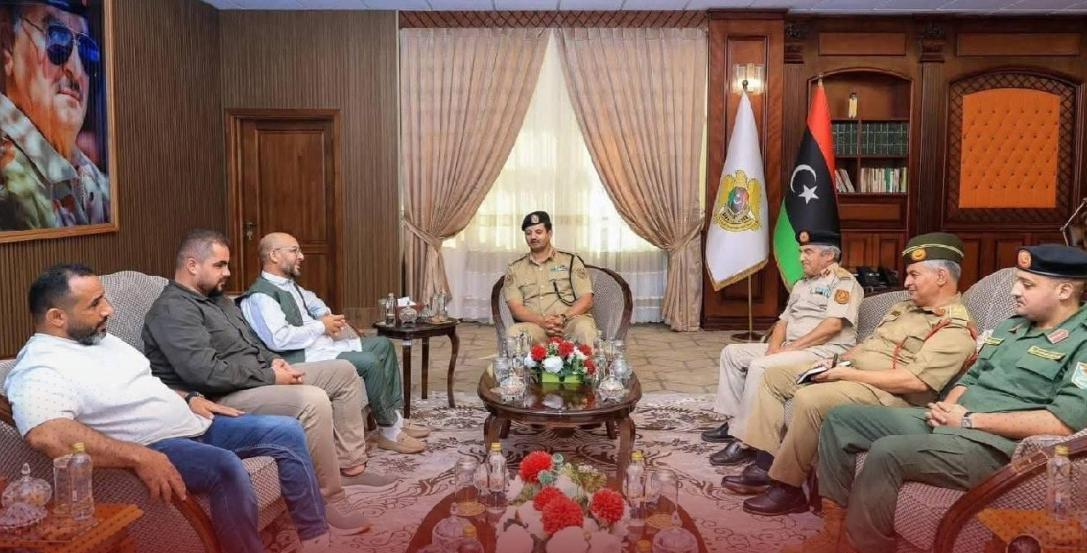 بيان حراك شباب مصراتة: من التقى حفتر يمثل نفسه بيان حراك شباب مصراتة: من التقى حفتر يمثل نفسه