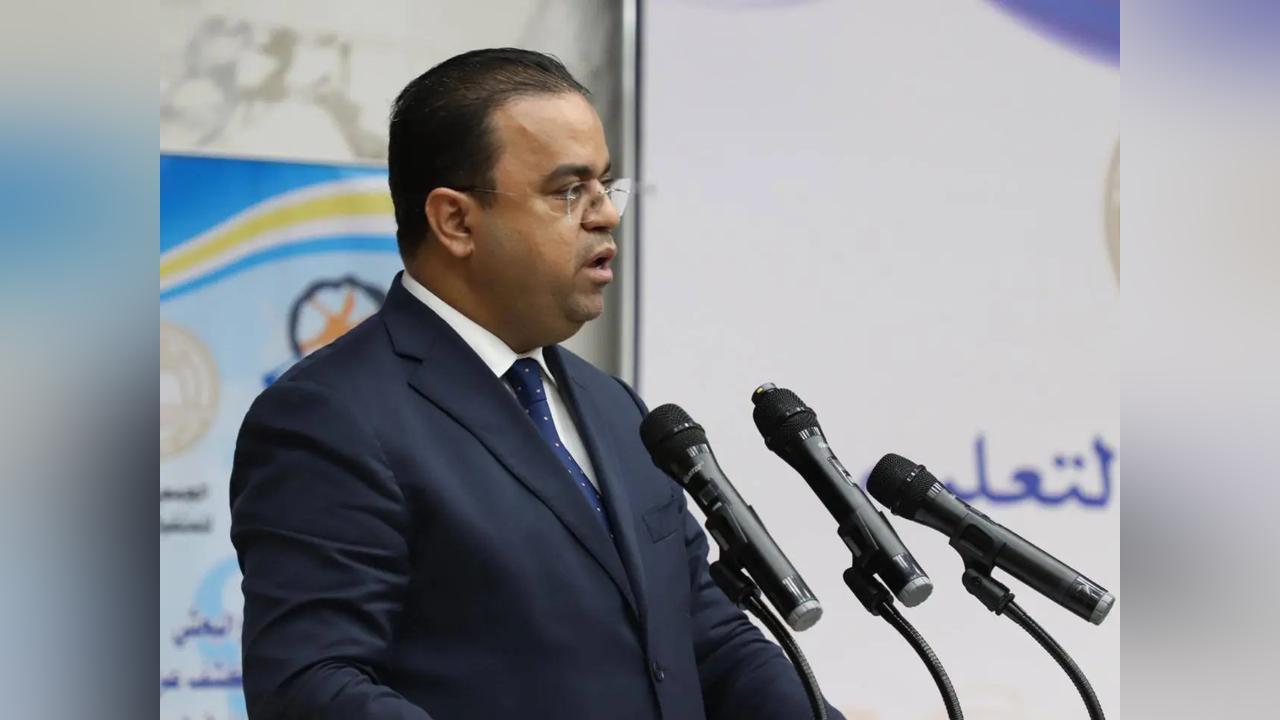 بسبب فساد بالكتاب المدرسي..حبس وزير التربية والتعليم المُكلف بسبب فساد بالكتاب المدرسي..حبس وزير التربية والتعليم المُكلف