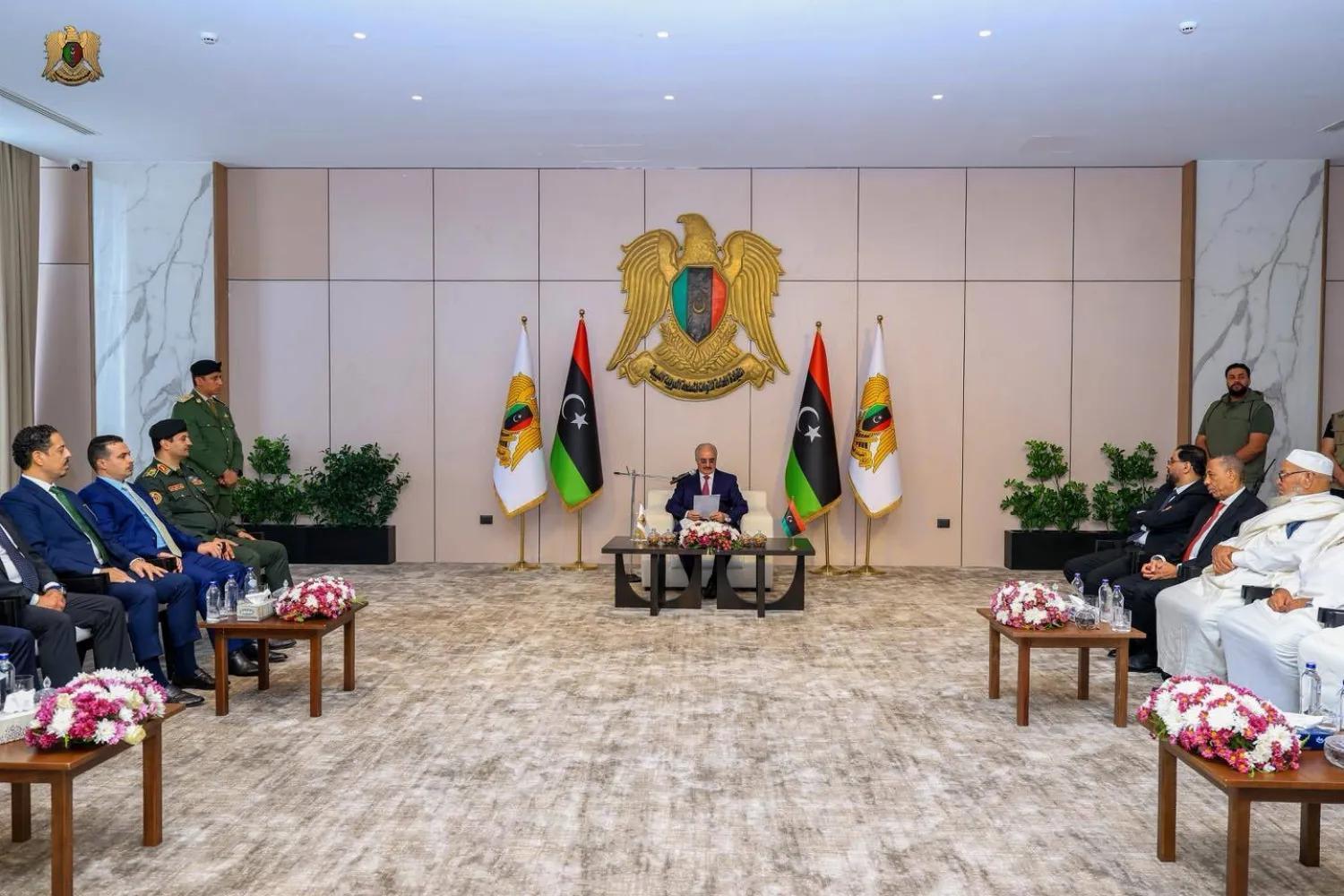 حفتر يتمسك بالدعوة إلى «حراك سلمي» في ليبيا حفتر يتمسك بالدعوة إلى «حراك سلمي» في ليبيا