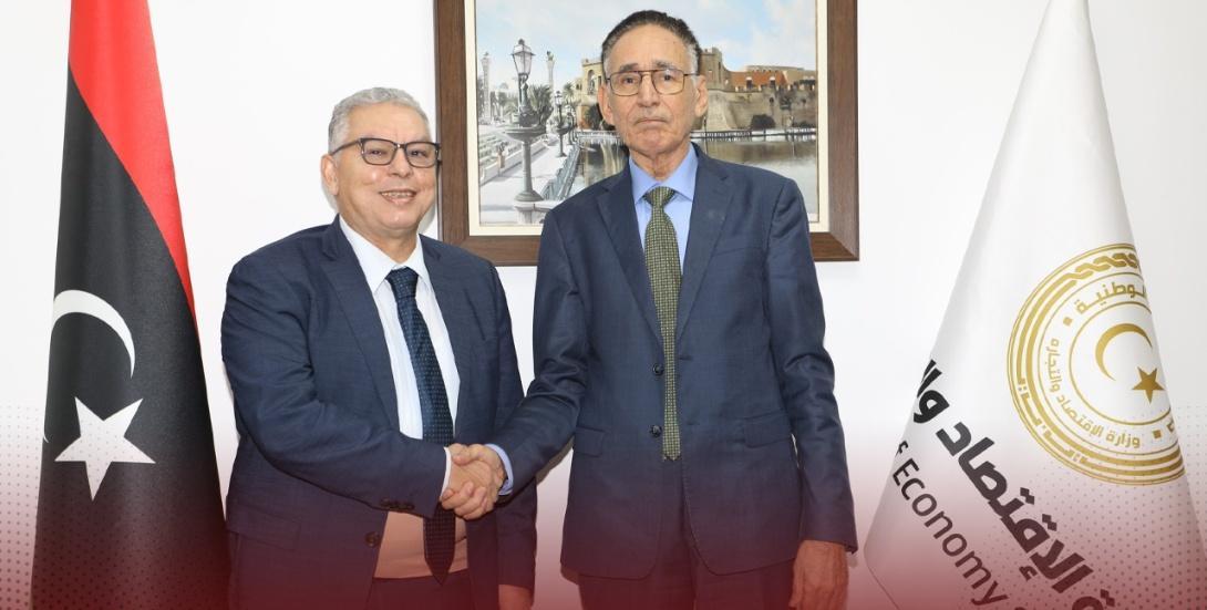 الحويج يبحث مع القنصل المغربي فرص الاستثمار والتعاون التجاري الحويج يبحث مع القنصل المغربي فرص الاستثمار والتعاون التجاري