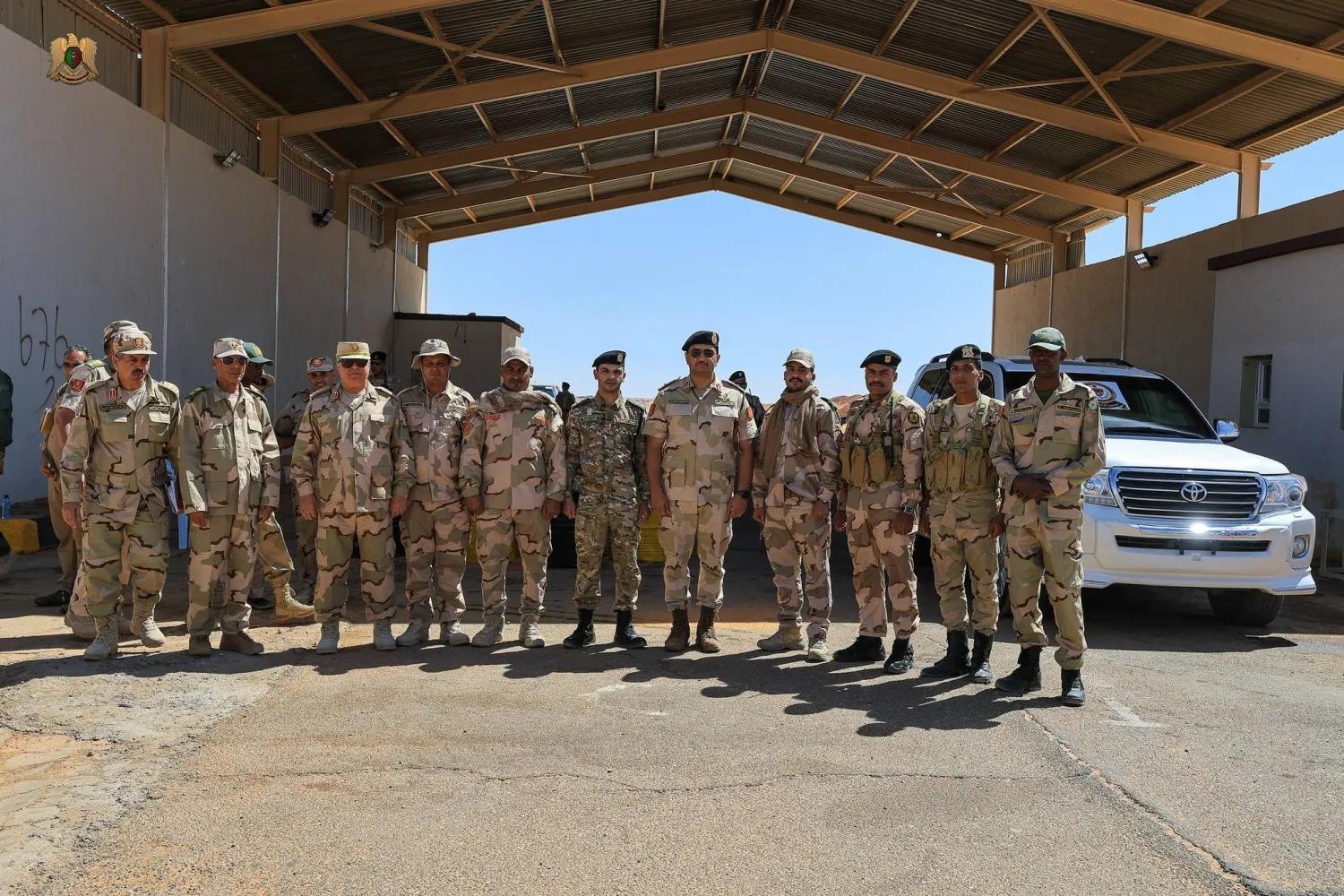 صدام حفتر يؤكد تعزيز جاهزية وحدات الجيش لحماية الحدود صدام حفتر يؤكد تعزيز جاهزية وحدات الجيش لحماية الحدود