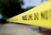 10 ملايين دولار لمعلمة أميركية تعرضت لإطلاق نار من تلميذها 10 ملايين دولار لمعلمة أميركية تعرضت لإطلاق نار من تلميذها