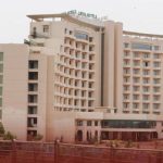النيابة تعلن فقدان الدولة ملكية فندق بمالي وتلاحق المتورطين النيابة تعلن فقدان الدولة ملكية فندق بمالي وتلاحق المتورطين