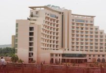 النيابة تعلن فقدان الدولة ملكية فندق بمالي وتلاحق المتورطين النيابة تعلن فقدان الدولة ملكية فندق بمالي وتلاحق المتورطين