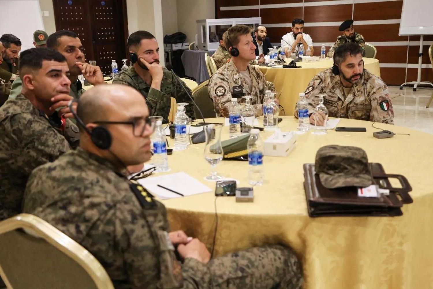 تدريبات على إزالة الألغام ومخلفات الحرب في العاصمة الليبية تدريبات على إزالة الألغام ومخلفات الحرب في العاصمة الليبية