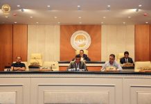 خلاف علني عنيف بين رئيس «مجلس النواب» الليبي ونائبيه خلاف علني عنيف بين رئيس «مجلس النواب» الليبي ونائبيه