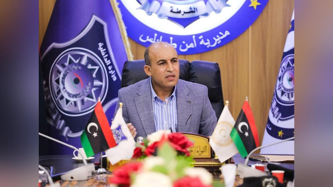 «وهيبة» يتابع الأداء الأمني داخل العاصمة طرابلس «وهيبة» يتابع الأداء الأمني داخل العاصمة طرابلس