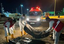 غرق مهاجرين قرب شواطئ الخمس.. «الهلال الأحمر» ينتشل الضحايا غرق مهاجرين قرب شواطئ الخمس.. «الهلال الأحمر» ينتشل الضحايا