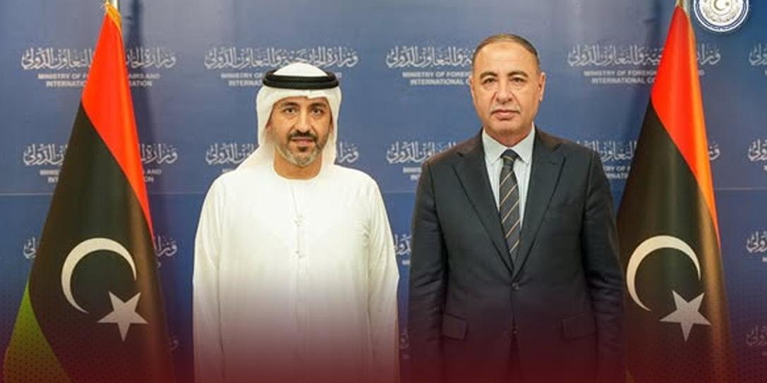 الباعور يتسلّم نسخة من أوراق اعتماد سفير الإمارات الجديد الباعور يتسلّم نسخة من أوراق اعتماد سفير الإمارات الجديد