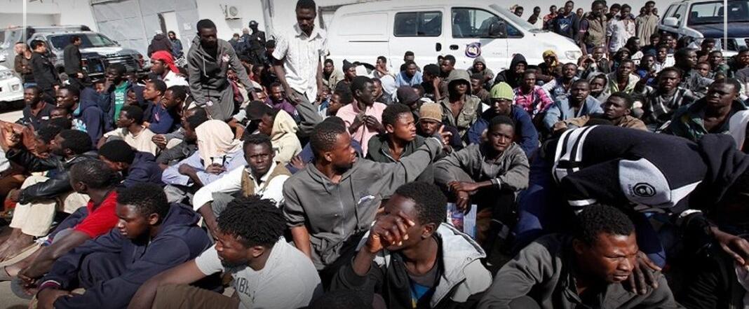 ليبيا.. ضبط 77 مهاجرا غير شرعي في منطقة الشويرف ليبيا.. ضبط 77 مهاجرا غير شرعي في منطقة الشويرف