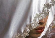 “لا تتزوجي ميليشياوي”..حملة ليبية تحذر الفتيات بعد حوادث قتل "لا تتزوجي ميليشياوي"..حملة ليبية تحذر الفتيات بعد حوادث قتل