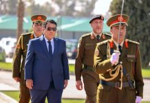 استراتيجية «تطويق الأرض»: صراع شرق ليبيا وغربها على النفوذ استراتيجية «تطويق الأرض»: صراع شرق ليبيا وغربها على النفوذ