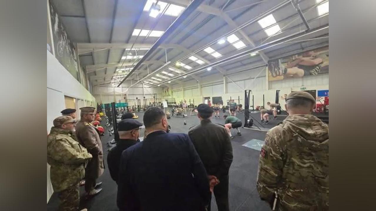 الوحدة الليبية تبحث مع بريطانيا تعزيز قدرات قواتها القتالية الوحدة الليبية تبحث مع بريطانيا تعزيز قدرات قواتها القتالية