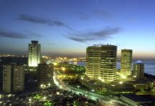 محللون: تكثيف الحضور الأمريكي في ليبيا يعكس سباقا على النفوذ محللون: تكثيف الحضور الأمريكي في ليبيا يعكس سباقا على النفوذ