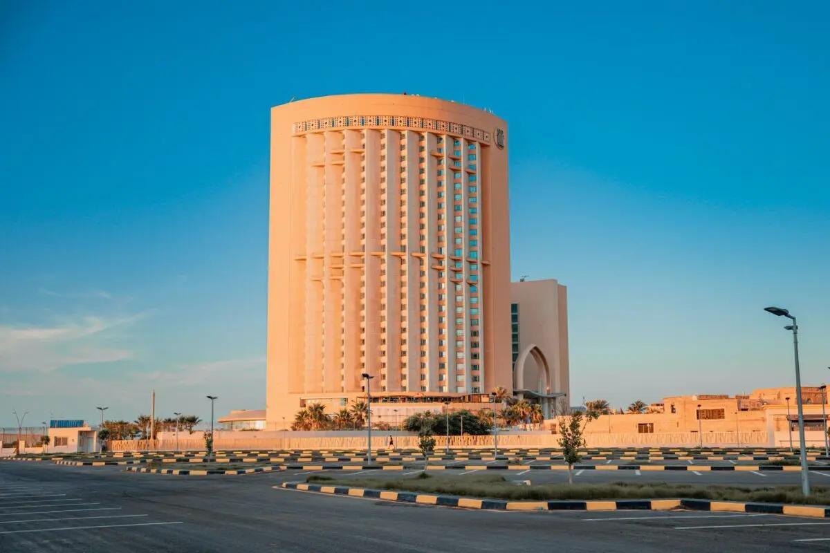 تنمية ليبيا بين الماضي المُهدر والمستقبل الممكن تنمية ليبيا بين الماضي المُهدر والمستقبل الممكن