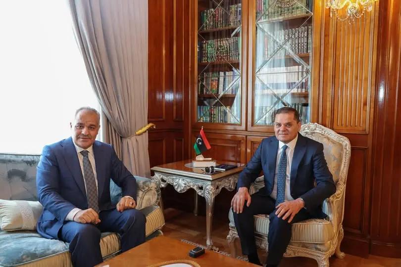 «الدبيبة» يستقبل محافظ المركزي لمتابعة الأوضاع المالية «الدبيبة» يستقبل محافظ المركزي لمتابعة الأوضاع المالية