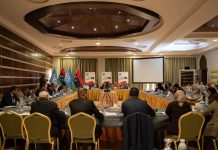 البعثة الأممية تبرز دور الحوار في دعم العملية السياسية البعثة الأممية تبرز دور الحوار في دعم العملية السياسية