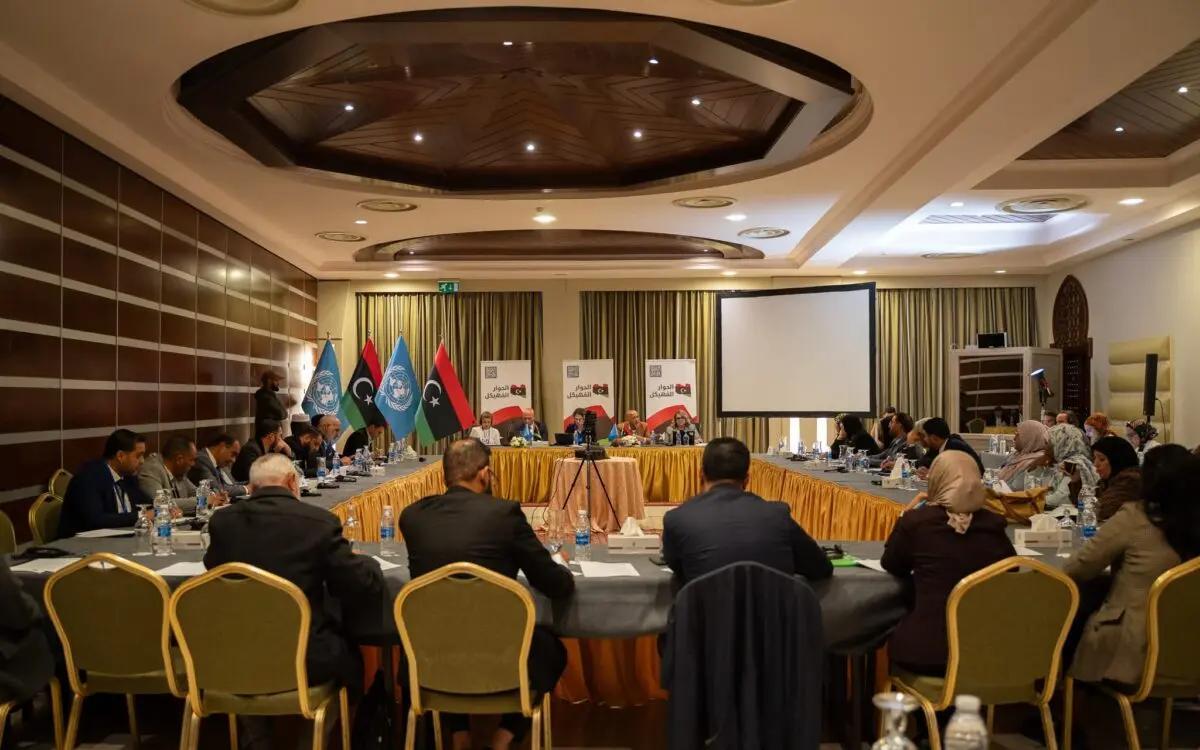 البعثة الأممية تبرز دور الحوار في دعم العملية السياسية البعثة الأممية تبرز دور الحوار في دعم العملية السياسية