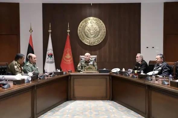 الحداد يناقش تشديد إجراءات حماية الحدود الليبية الحداد يناقش تشديد إجراءات حماية الحدود الليبية