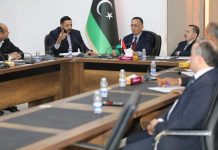 وزيرا الاقتصاد والتخطيط يبحثان أولويات الموازنة الاستيرادية وزيرا الاقتصاد والتخطيط يبحثان أولويات الموازنة الاستيرادية