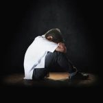 جريمة تهز ليبيا.. أب يحتجز طفله المريض داخل غرفة 10 سنوات جريمة تهز ليبيا.. أب يحتجز طفله المريض داخل غرفة 10 سنوات