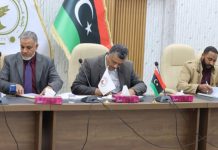 توقيع 12 مشروعًا خدميًا في غدامس لتحسين الخدمات توقيع 12 مشروعًا خدميًا في غدامس لتحسين الخدمات