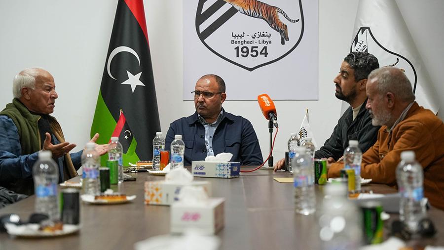 أندية الممتاز تهدد بالتوقف بسبب نقص الدعم المالي أندية الممتاز تهدد بالتوقف بسبب نقص الدعم المالي