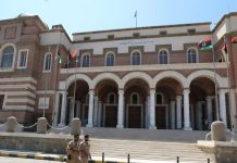 اختلالات نقدية وأزمة ثقة.. لماذا تتفاقم الأزمة الاقتصادية؟ اختلالات نقدية وأزمة ثقة.. لماذا تتفاقم الأزمة الاقتصادية؟