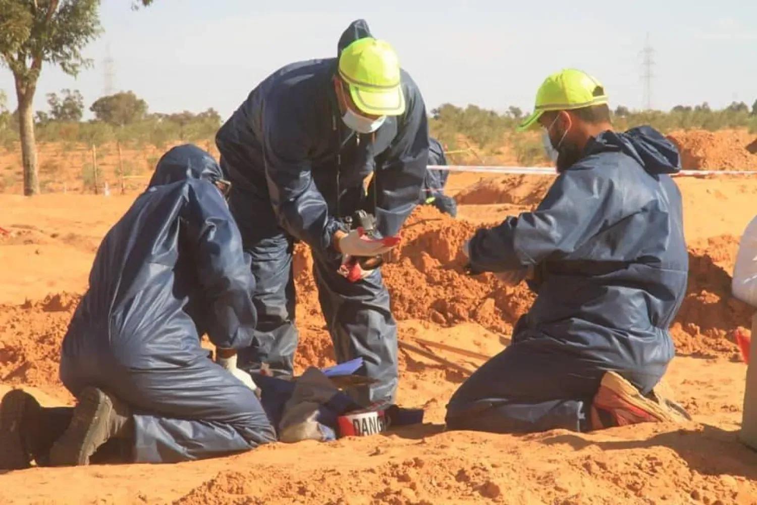 حقوقيون يطالبون بمحاسبة «منتهكي القانون الدولي» في ليبيا حقوقيون يطالبون بمحاسبة «منتهكي القانون الدولي» في ليبيا