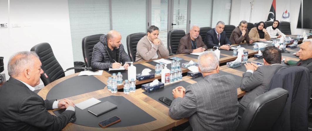 مؤسسة النفط الليبية تنظم ورشة عمل لتشجيع الاستثمار المحلي مؤسسة النفط الليبية تنظم ورشة عمل لتشجيع الاستثمار المحلي