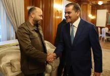 الدبيبة في مرمى الانتقادات بعد لقائه مع أحد زعماء التهريب الدبيبة في مرمى الانتقادات بعد لقائه مع أحد زعماء التهريب