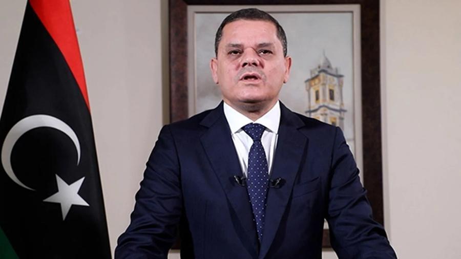 الدبيبة يعلن عن اتفاقيات لزيادة إنتاج النفط بقيمة 376 مليار الدبيبة يعلن عن اتفاقيات لزيادة إنتاج النفط بقيمة 376 مليار