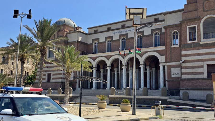 المصرف المركزي يطرح شهادات مضاربة للمصارف بعوائد تصل إلى 7.5% المصرف المركزي يطرح شهادات مضاربة للمصارف بعوائد تصل إلى 7.5%