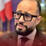 المانع: نتائج مناقصات النفط والغاز ستصدر خلال 4 أسابيع المانع: نتائج مناقصات النفط والغاز ستصدر خلال 4 أسابيع