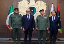 حفتر يناقش مع مسؤولين أمنيين إيطاليين ملف الهجرة حفتر يناقش مع مسؤولين أمنيين إيطاليين ملف الهجرة